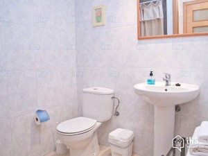 beautiful white bathroom beautiful white bathroom