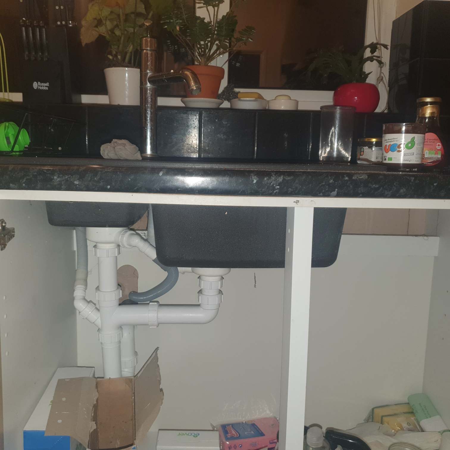 unblocks kitchen sinks 